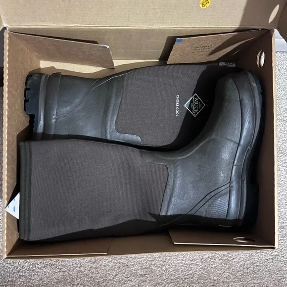 BRAND NEW Chore Cool Muck Boots - Picture 7 of 9